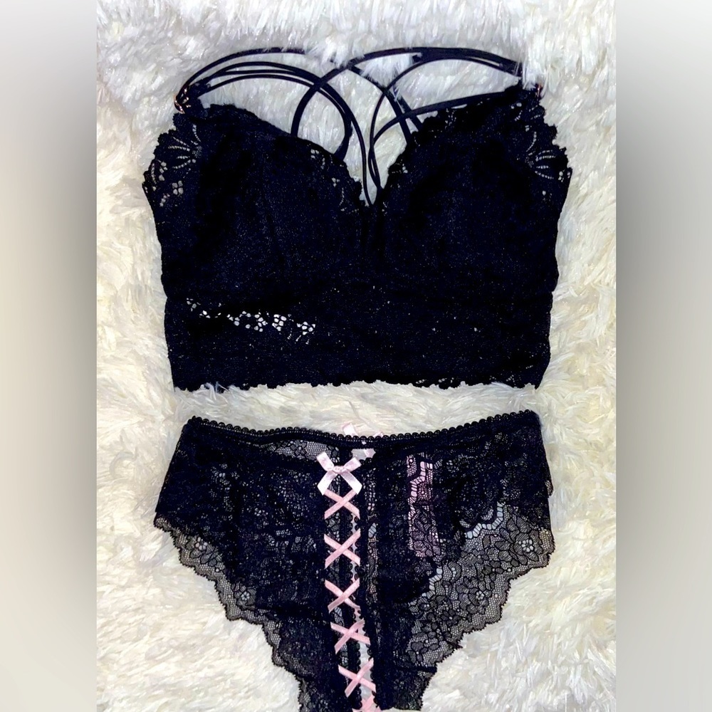 Victoria’s Secret VS Pink Lace Set Bralette Panty Size XS